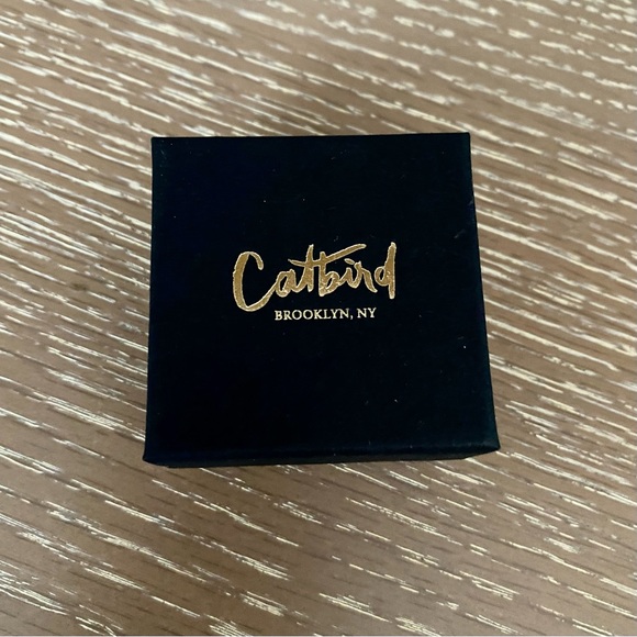 SOLD Catbird Baby Cygnet ring - Picture 3 of 6